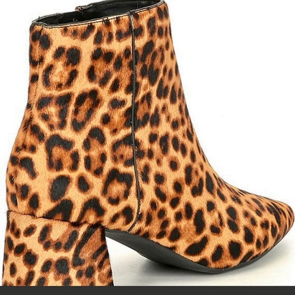 SOLD! Alex Marie Tionna Leopard Haircalf Block Heel Booties NWT - Picture 3 of 13